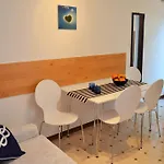 Apartament Ada Vinkuran