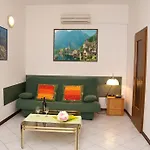 Ada Apartament