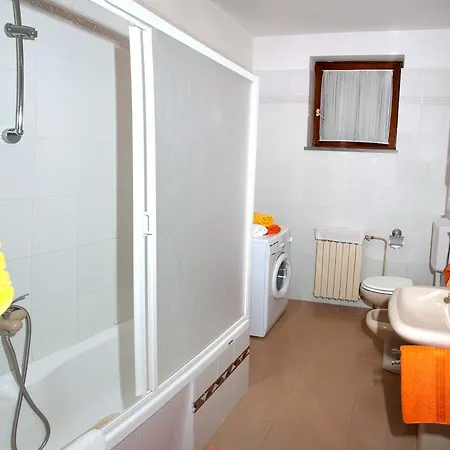 Ada Apartment Vinkuran