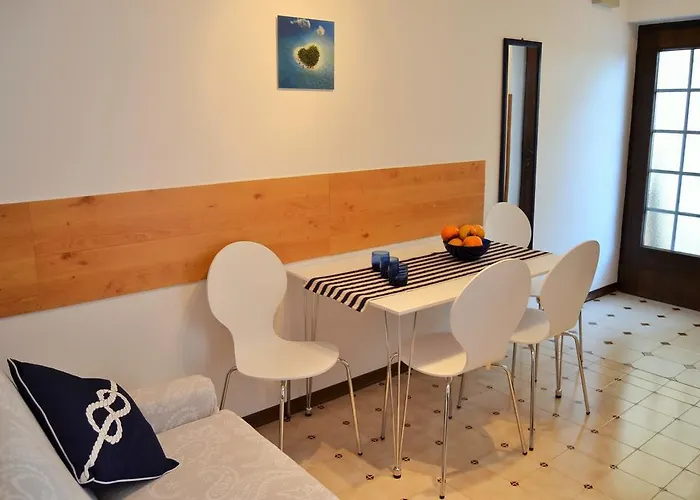 아파트 Ada 빈쿠란