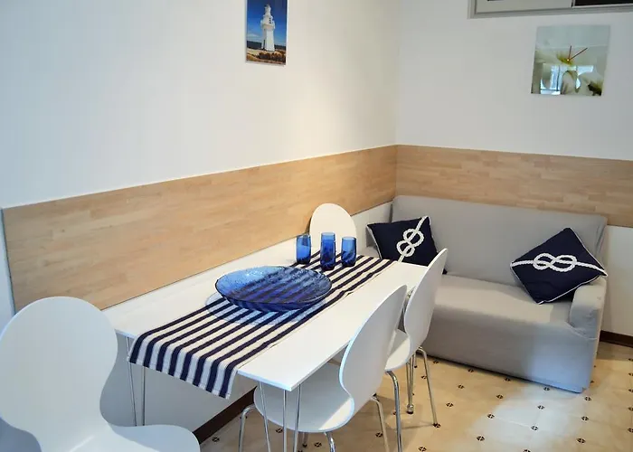 아파트 Ada 빈쿠란