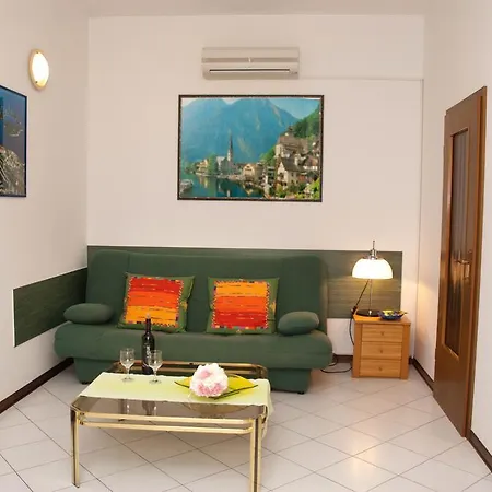 Ada Apartmán